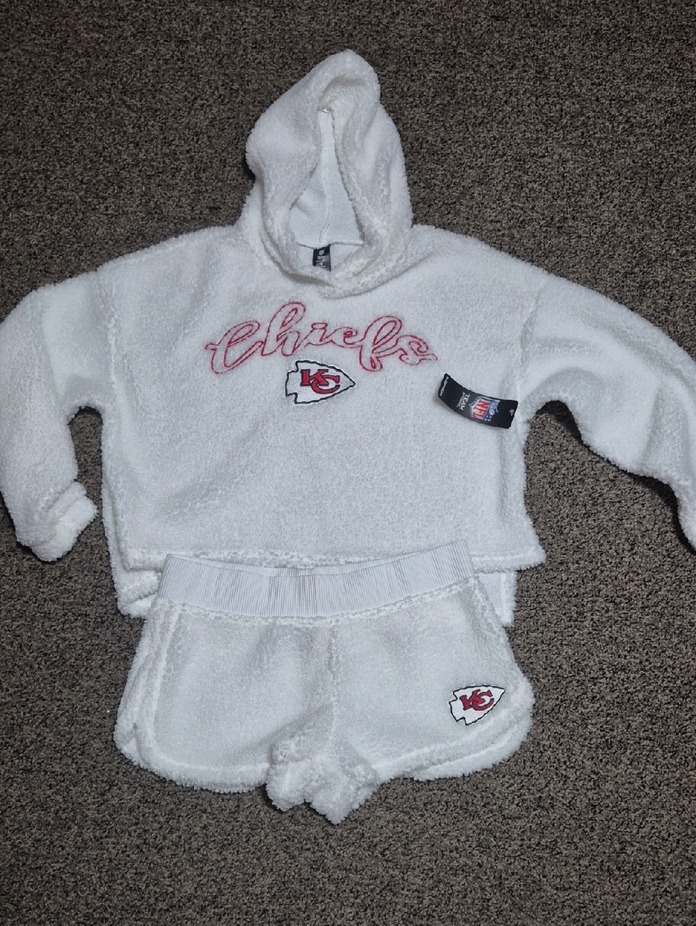 NFL White Chiefs Sherpa Hoodie & Shorts Set
